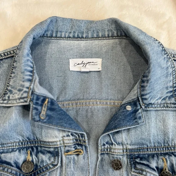 Carly Jean Los Angeles Fletcher Jean Jacket - Picture 4 of 6